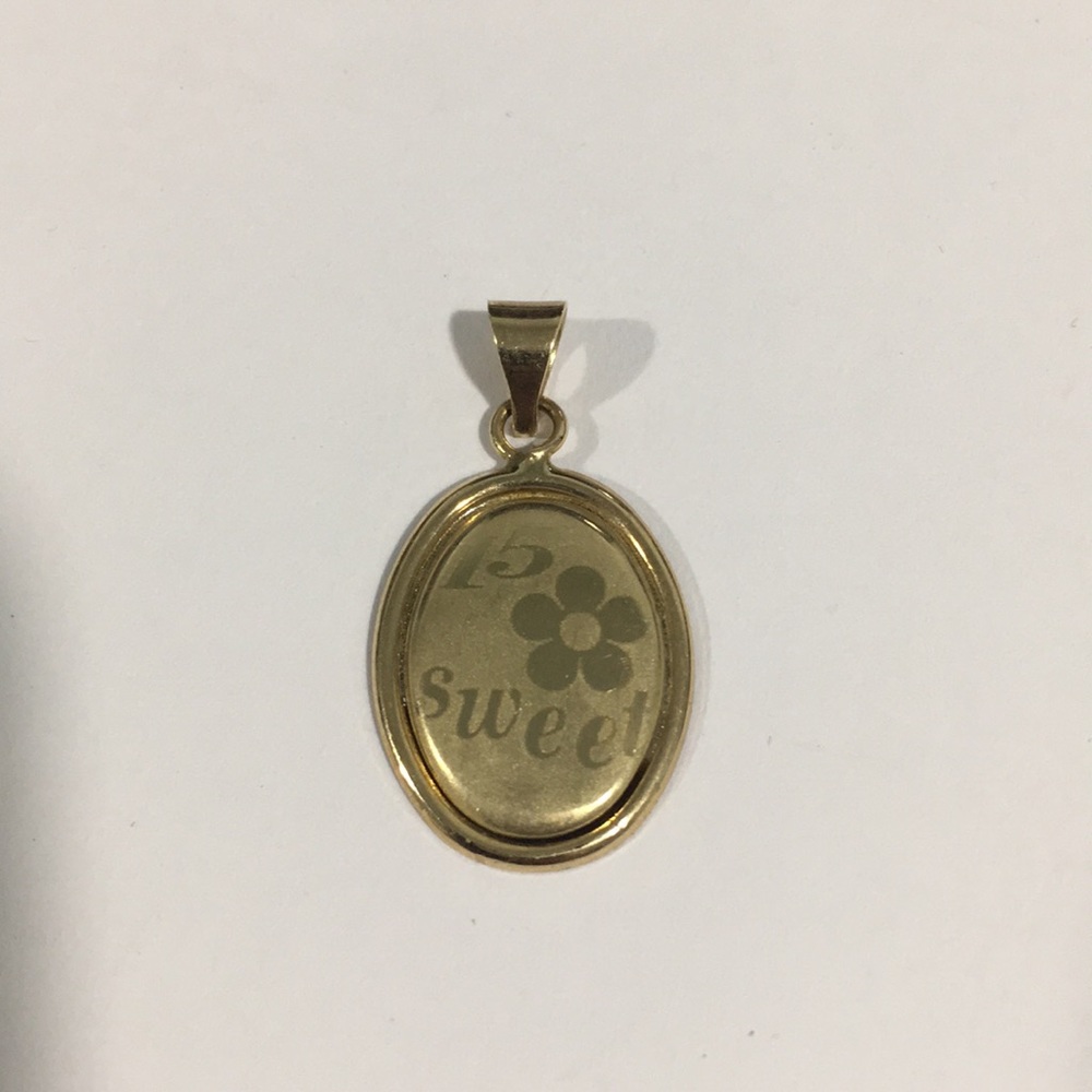 14k Yellow Gold Sweet 15 Charm Pendant